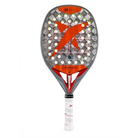 Raquete de beach tennis profissional com design moderno em fibra de carbono e detalhes em laranja