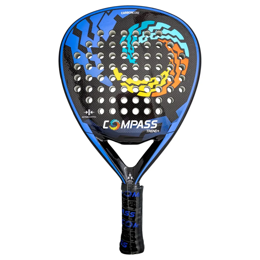 Raquete de padel Compass Trend+ com design moderno em preto e azul, detalhes geométricos coloridos em amarelo, laranja e turquesa, e superfície perfurada para melhor controle e aerodinâmica.