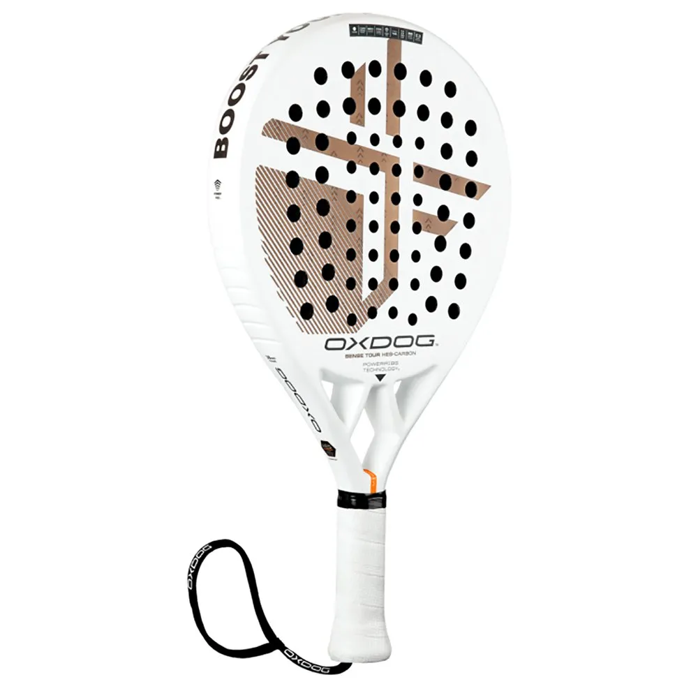 Raquete de padel Oxdog Sense Tour HES-Carbon com design elegante em branco e bronze, formato em gota e superfície perfurada, destacando o logotipo da marca e detalhes técnicos como “BOOST” e “Powered by Twin Tubes”.
