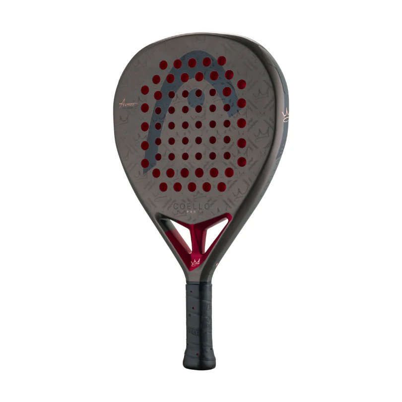 Raquete de padel HEAD Coello Pro em cinza escuro com detalhes vermelhos, formato em lágrima e superfície perfurada para potência e precisão.