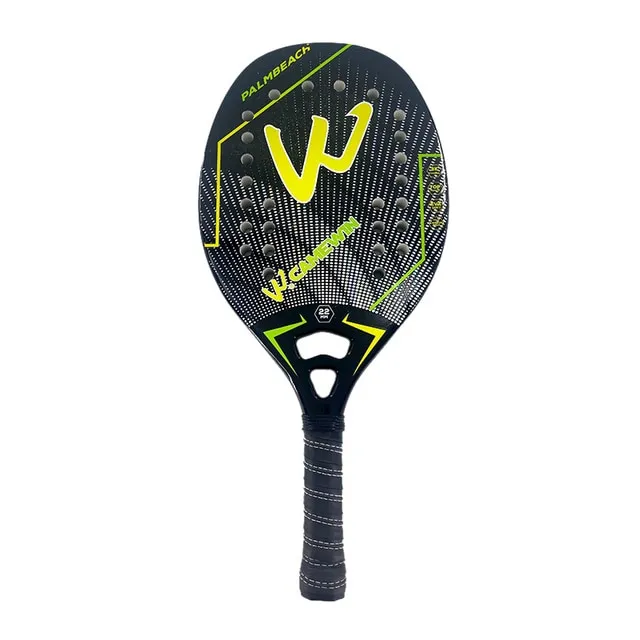 Raquete de beach tennis VCarve PalmBeach com design moderno em preto e detalhes em amarelo e verde, apresentando o logotipo “W” em destaque e perfurações simétricas na face para melhor aerodinâmica.